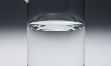 イラン港湾のメタノールタンク火災で3人死亡、数人負傷